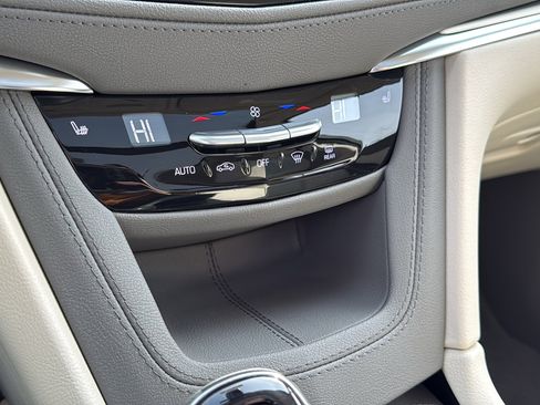 New 2026 Cadillac XT5 Premium Luxury w/ LPO, Floor Liner Package image 22