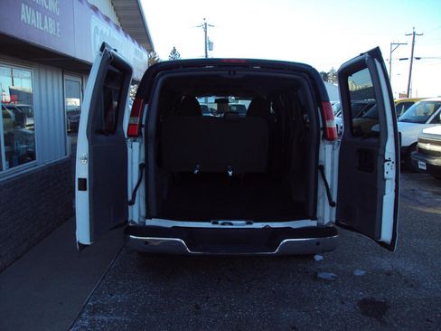 Used 2013 Chevrolet Express 1500 LS image 7
