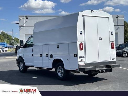 New 2025 GMC Savana 3500 w/ Power Convenience Package image 3