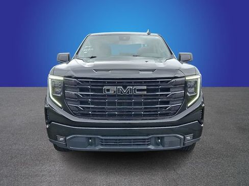 Used 2024 GMC Sierra 1500 Elevation AWD/4WD image 2