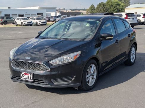 Used 2017 Ford Focus SE FWD image 10