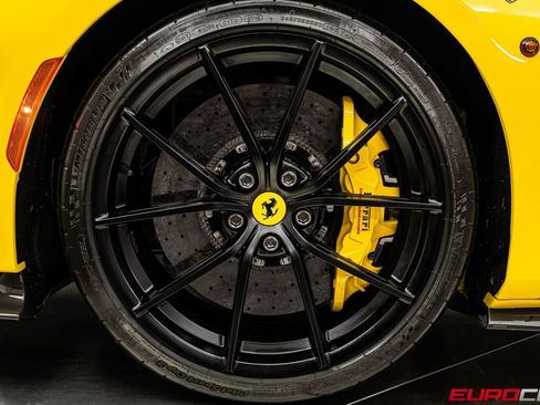 Used 2020 Ferrari 488 Pista Coupe RWD image 31