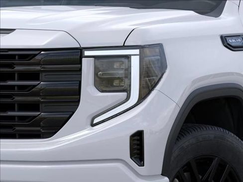 New 2026 GMC Sierra 1500 Elevation w/ Preferred Package AWD/4WD image 10