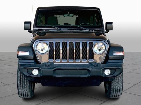 Used 2021 Jeep Wrangler Unlimited Sport w/ Sun And Sound Package image 4