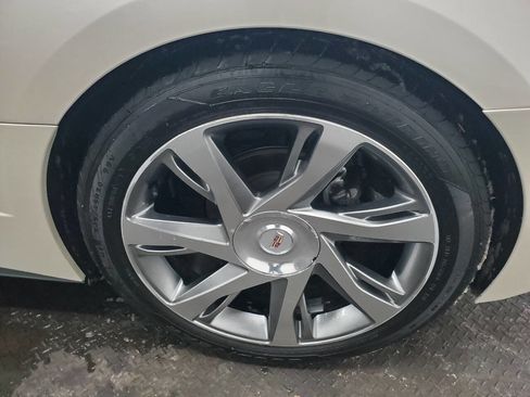 Used 2014 Cadillac ELR w/ Luxury Package image 19