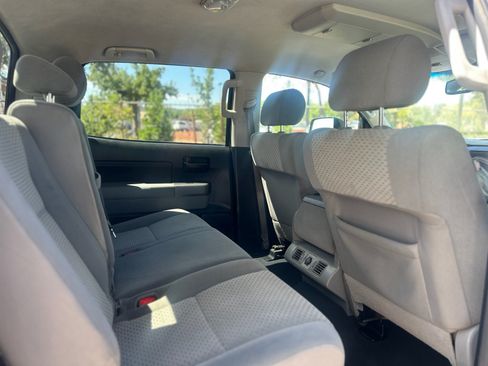 Used 2012 Toyota Tundra 4x4 CrewMax w/ Tow Pkg image 20