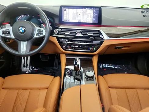 Used 2023 BMW 530i w/ Executive Package RWD image 50