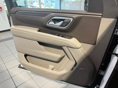 Certified 2024 GMC Yukon XL SLT image 28