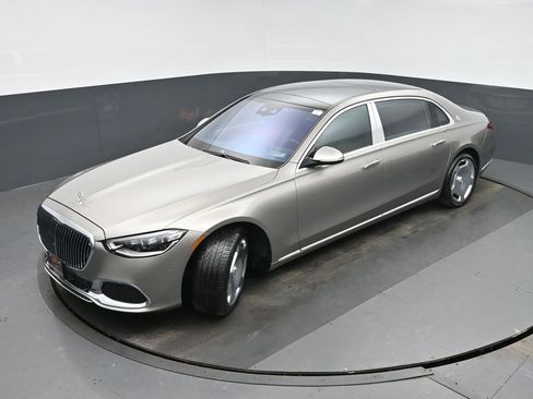 Used 2021 Mercedes-Benz Maybach S 580 4MATIC image 35