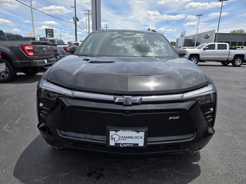 Used 2024 Chevrolet Blazer EV RS AWD/4WD image 2