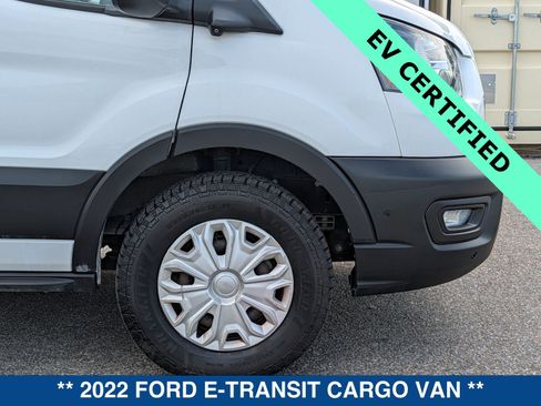 Used 2022 Ford E-Transit Medium Roof RWD image 12