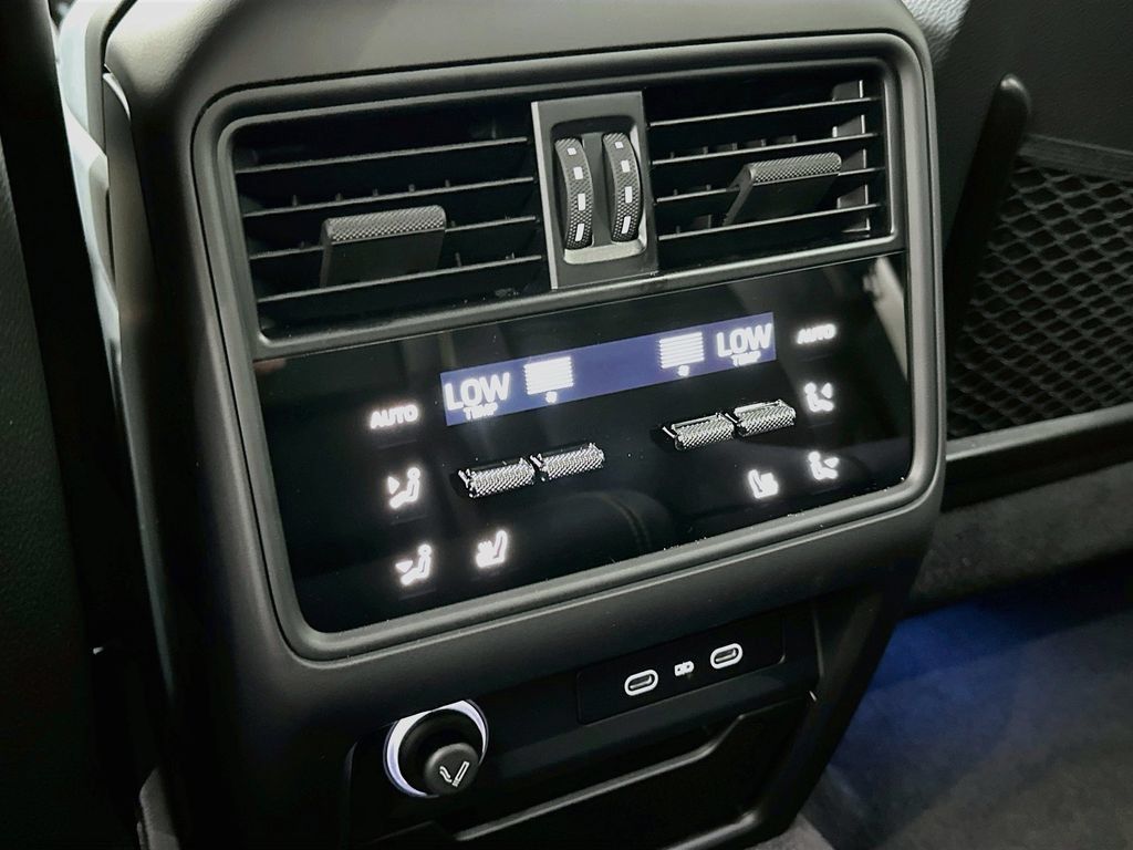New 2026 Porsche Cayenne Turbo GT AWD/4WD image 26