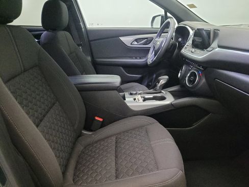 Used 2021 Chevrolet Blazer LT image 21