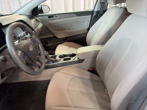 Used 2015 Hyundai Sonata SE w/ Option Group 09 image 24