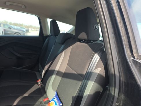 Used 2016 Ford Escape S image 10