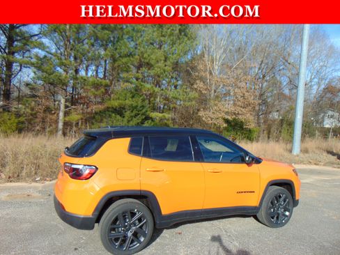 New 2026 Jeep Compass Limited image 15