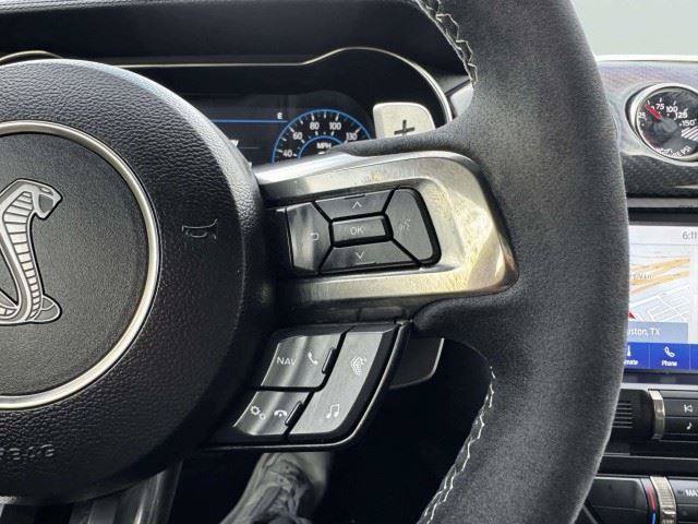 Used 2021 Ford Mustang Shelby GT500 w/ Carbon Fiber Track Pack RWD image 33