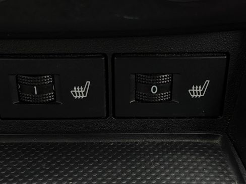 Used 2012 MAZDA MX-5 Miata Grand Touring w/ Premium Pkg image 32