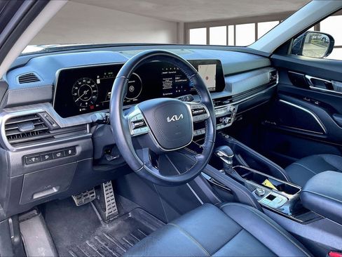 Used 2023 Kia Telluride SX image 17