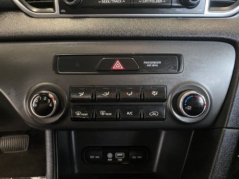 Used 2019 Kia Sportage LX FWD image 33