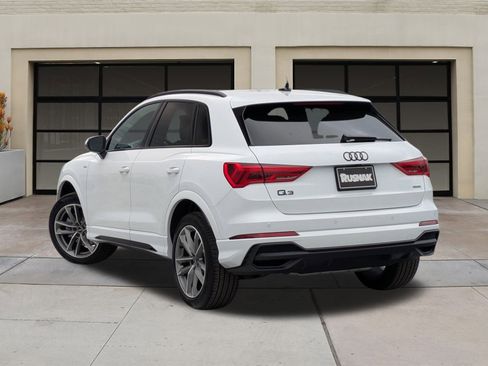 New 2025 Audi Q3 2.0T Premium image 3