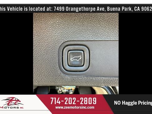 Used 2013 Cadillac Escalade Platinum AWD/4WD image 64