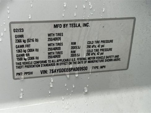 Used 2023 Tesla Model Y Long Range image 36