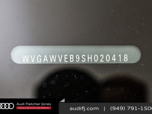 Used 2025 Volkswagen ID. Buzz Pro S image 24