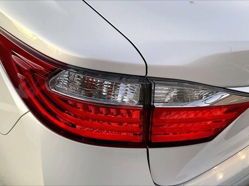 Used 2013 Lexus ES 350 image 32