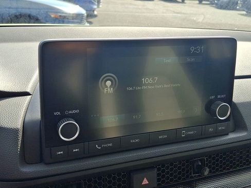 Used 2023 Honda CR-V LX image 17