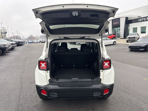 Used 2020 Jeep Renegade Latitude image 25