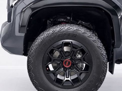 Used 2024 Toyota Tacoma TRD Pro AWD/4WD image 12