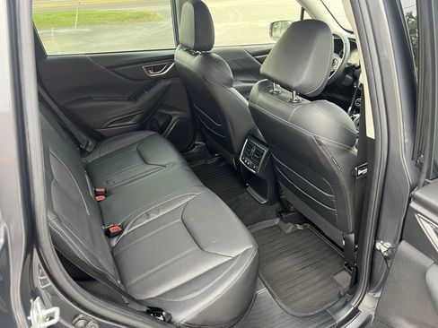 Used 2023 Subaru Forester Touring AWD/4WD image 16