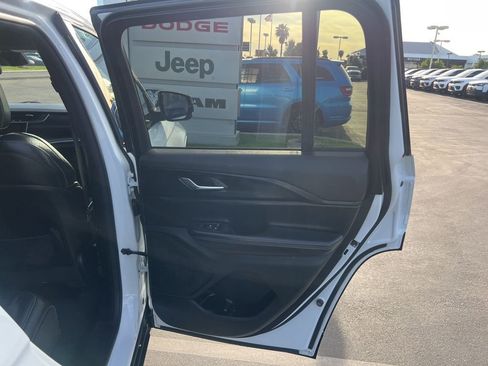 Used 2024 Jeep Grand Cherokee Altitude RWD image 41