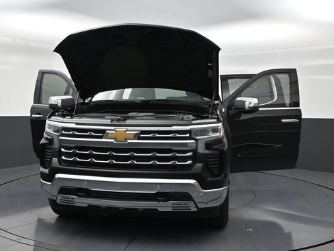 Used 2026 Chevrolet Silverado 1500 LTZ RWD image 33