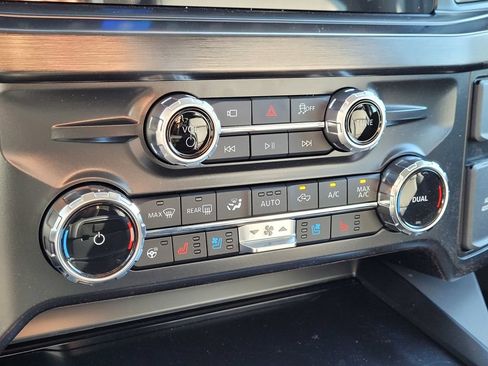 New 2026 Ford F250 Lariat w/ Lariat Premium Package AWD/4WD image 22