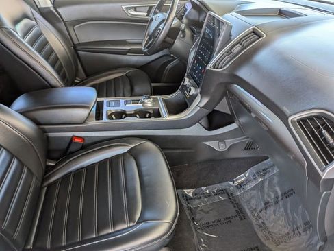 Used 2023 Ford Edge SEL image 21
