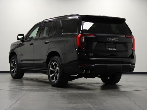 Used 2026 GMC Yukon AT4 w/ AT4 Premium Plus Package AWD/4WD image 6