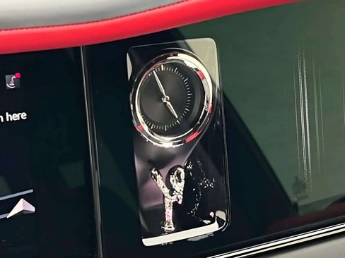 New 2026 Rolls-Royce Cullinan AWD/4WD image 17