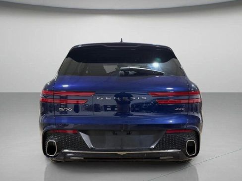 Used 2025 Genesis GV70 2.5T w/ Advanced Package image 4