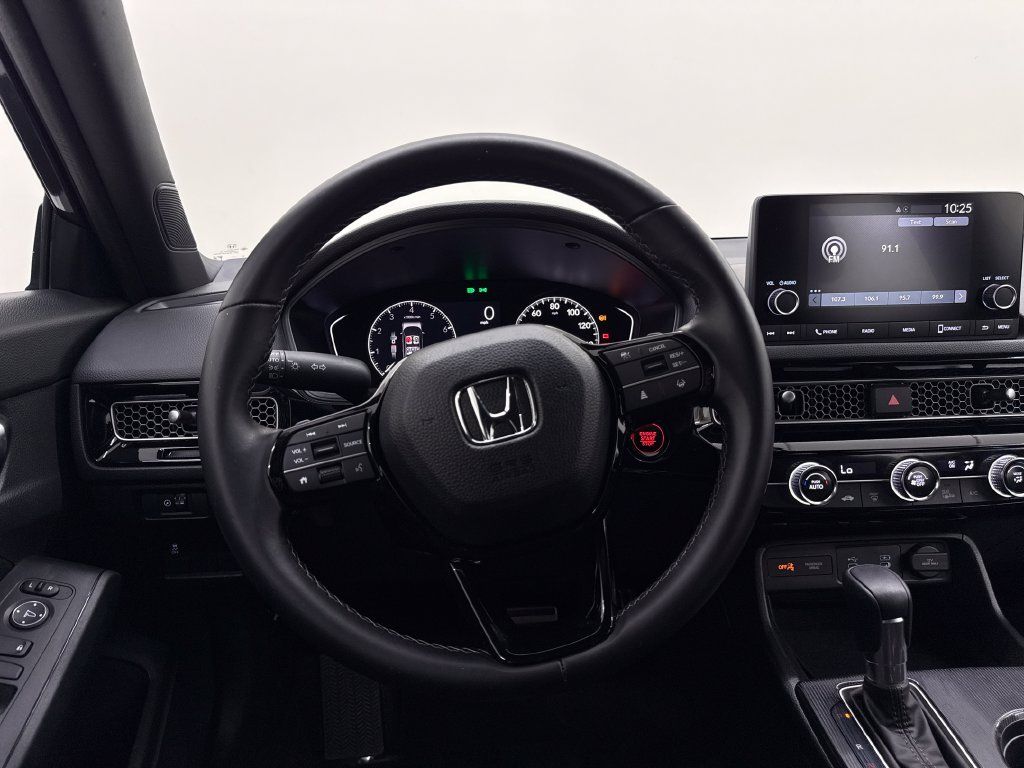 Used 2025 Honda Civic Sport image 16