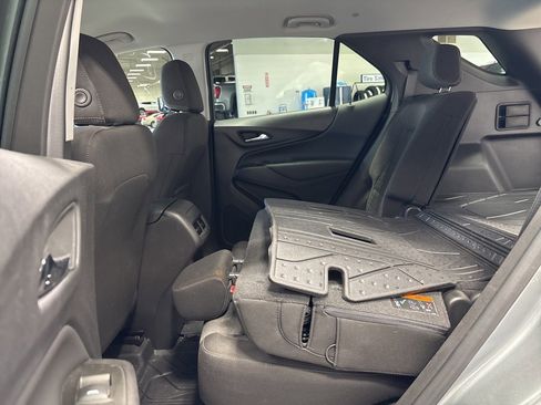 Used 2024 Chevrolet Equinox LT image 33