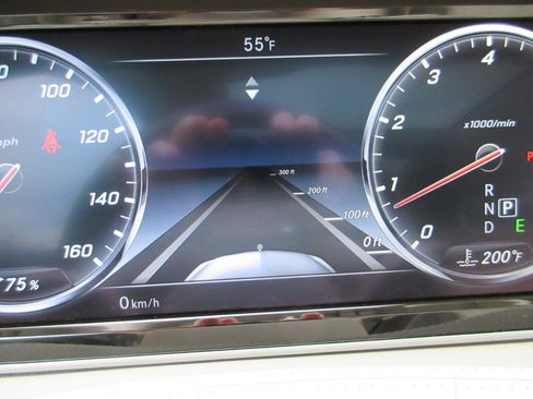 Used 2017 Mercedes-Benz S 550 Sedan image 60