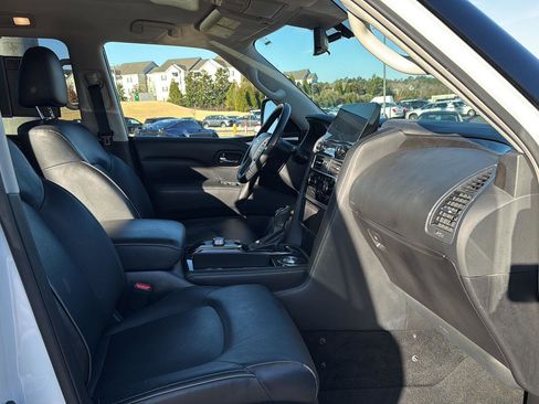 Used 2023 INFINITI QX80 Luxe w/ Cargo Package image 10