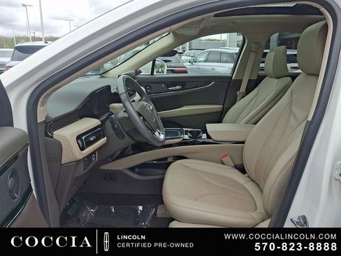 Certified 2022 Lincoln Nautilus Reserve w/ Equipment Group 201A AWD/4WD image 13