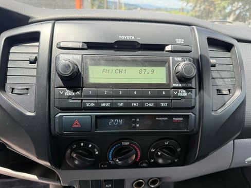 Used 2012 Toyota Tacoma 2WD Regular Cab image 13