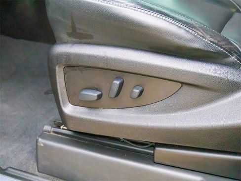 Used 2019 GMC Yukon SLT w/ HD Trailering Package image 27