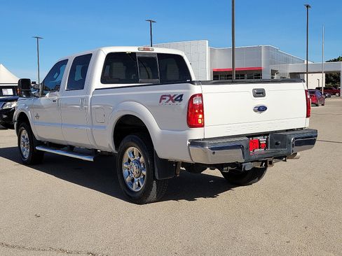 Used 2016 Ford F350 Lariat w/ Lariat Ultimate Package image 3