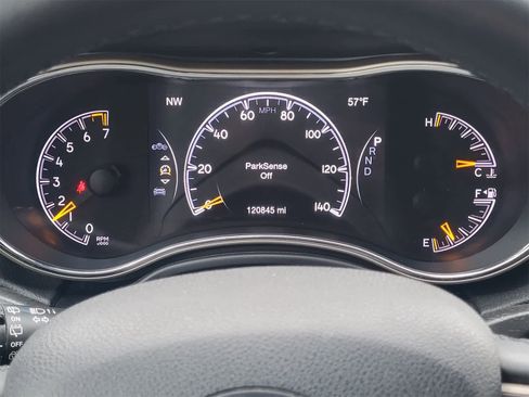 Used 2017 Jeep Grand Cherokee Laredo w/ Quick Order Package 23E image 16