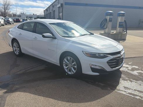 Used 2023 Chevrolet Malibu LT image 7